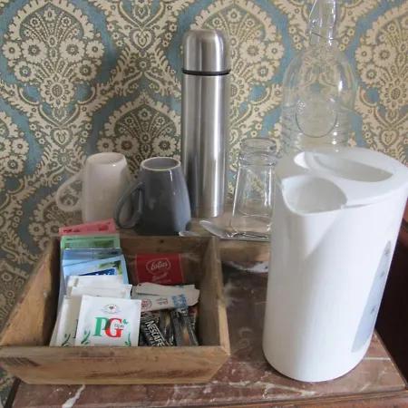 Chezlola Bed & Breakfast