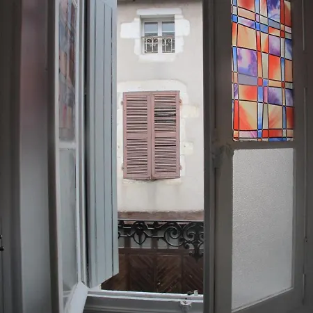 Chezlola Bed & Breakfast 3*